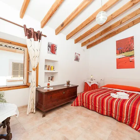 Holiday home Artist's House In Alcudia, Close To Beaches *